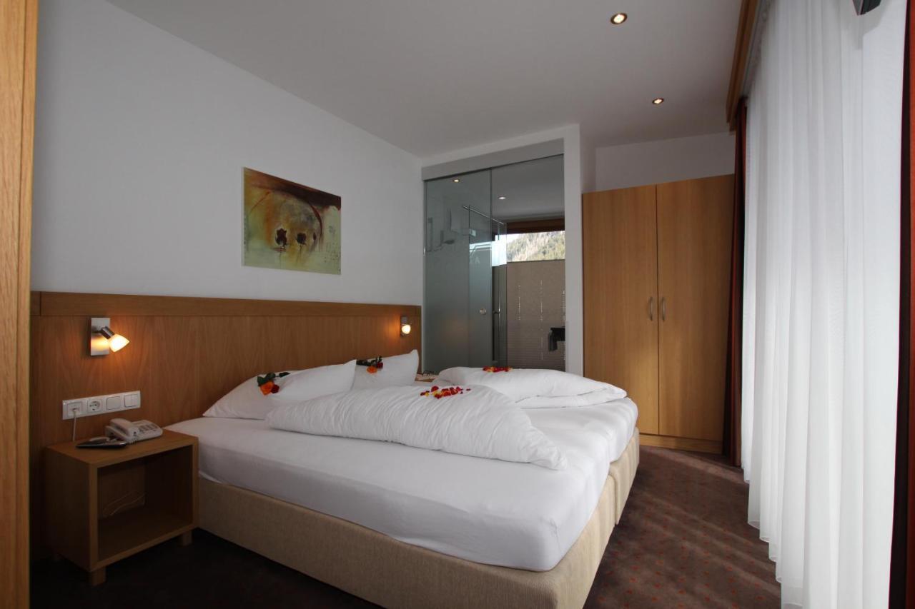 Hotel Garni Panorama Ischgl Bagian luar foto