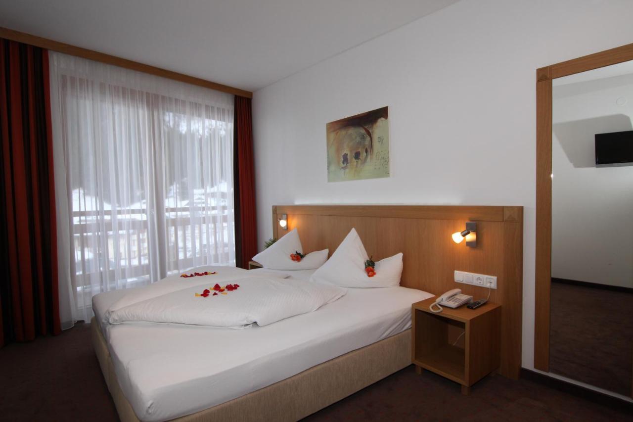 Hotel Garni Panorama Ischgl Bagian luar foto